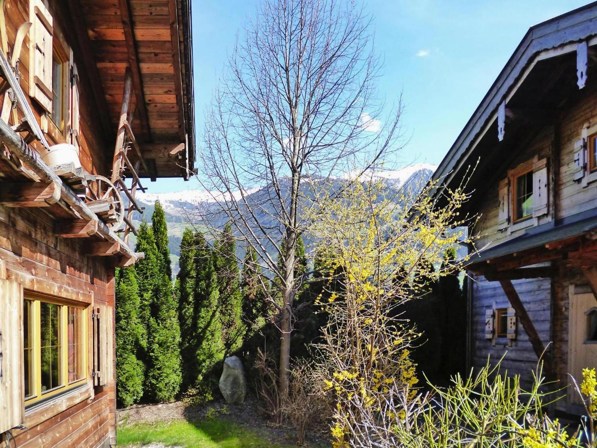 Chalets Almdorf Zillertal F Gen Fügen Extérieur photo